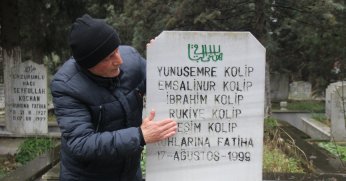 Aynı acıyı tam 24 yıldır yaşıyorlar, 11 mezar yan yana