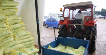 Büyükşehir’den 7 bin çiftçiye 25 milyon değerinde 2 bin ton gübre