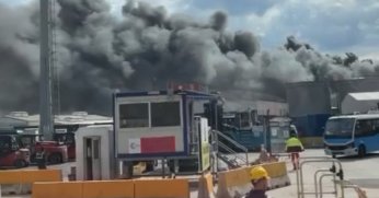 Kocaeli'de fabrikada çıkan yangın korkuttu