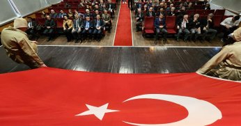 MEHMET AKİF ERSOY, İSTİKLAL MARŞI'NIN KABULÜNÜN 102. YILINDA GÖLCÜK'TE ANILDI