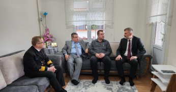 Şehitlerimizin, emaneti ve gazilerimiz baş tacımız