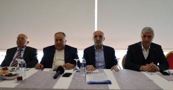 Milli görüşçülerden Saadet Partisi'ne ‘Oynanan oyunu görün' uyarısı