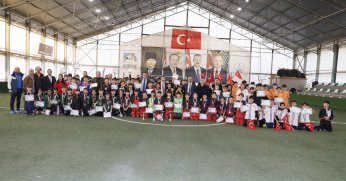 Kupada gülen Petkim Ortaokulu oldu