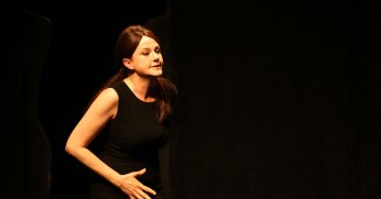 ‘Kurdele Ya Da Artı Sonsuz’ 100’üncü temsilini yaptı