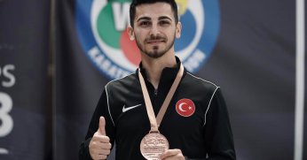 Eray Şamdan, üçüncü kez Avrupa üçüncüsü oldu