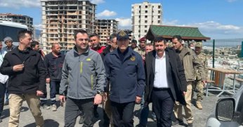 Başiskele’nin Bir Yardım Eli de Hatay’da