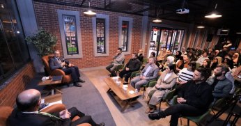 Kitaphane’de kutsal emanetler konuşuldu