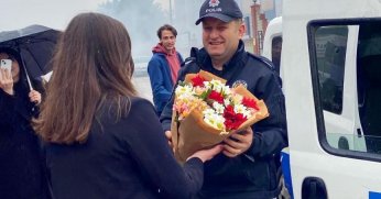 Kavga ihbarına gelen polis ekiplerine büyük sürpriz: Böyle karşılandılar