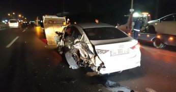 Zincirleme kaza sonrası ortalık savaş alanına döndü: 2 yaralı