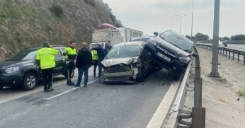 TEM'de 7 aracın karıştığı zincirleme kazada can pazarı