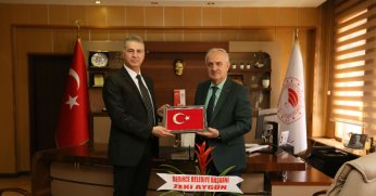 baskan aygunden kucuke ziyaret