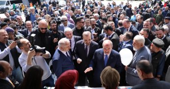 Bakan Varank’a İzmit ve Gebze’de büyük ilgi