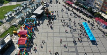 Kocaeli'nin Kent meydanlarında çifte bayram 