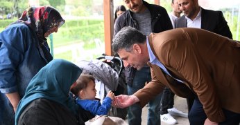 BAŞKAN KOCAMAN KEŞKEK DAĞITTI