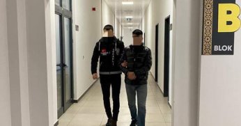 Otomobil ve 2 motosiklet çalan şüpheliler yakalandı