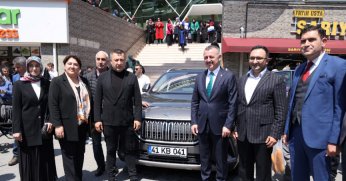 Çayırova sergisine sürpriz ziyaretçi