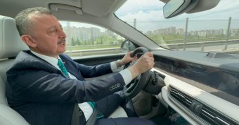 Başkan Büyükakın: Türkiye Cumhuriyeti’nin bir çocuğu olarak TOGG ile ancak gurur duyulur