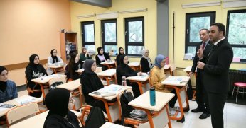 Gençler YKS provasında