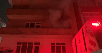 Cinayetin işlendiği ev yandı