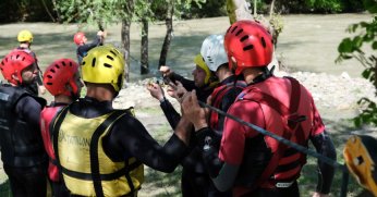 İtfaiye’den selde arama ve kurtarma eğitimi