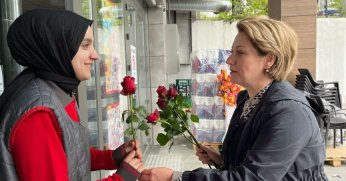 AK Parti Gebze’de gümbür gümbür geliyor;