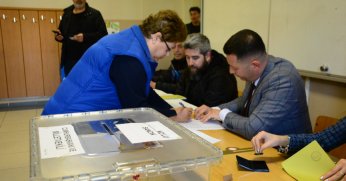 Kocaeli’de oy verme işlemleri başladı