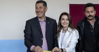 ATA İttifakı cumhurbaşkanı adayı Sinan Oğan oyunu kullandı