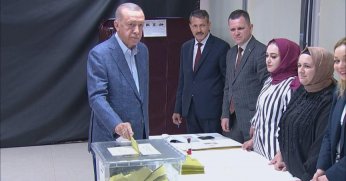 Cumhurbaşkanı Recep Tayyip Erdoğan oyunu kullandı
