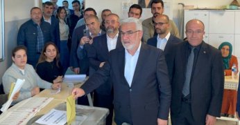 HÜDA PAR Genel Başkanı Zekeriya Yapıcıoğlu oyunu kullandı