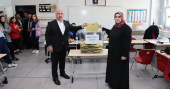 Başkan Bıyık oyunu kullandı