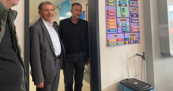 İLYAS ŞEKER SANDIKLARI GEZİYOR