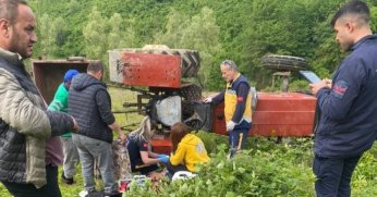 Devrilen traktörün altında kalan kişi hayatını kaybetti