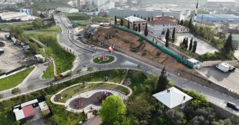 Dilovası doğu girişine dekoratif yapay şelale