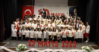 Kocaeli Bilnet Okullarından 19 Mayıs Atatürk’ü anma Gençlik ve Spor Bayramı'na yakışır bir kutlama