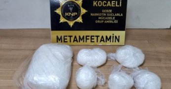 Zehir tacirleri kovalamacayla yakalandı