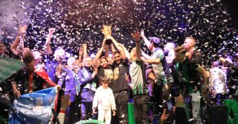 Kocaelispor şampiyonluğu coşkuyla kutladı