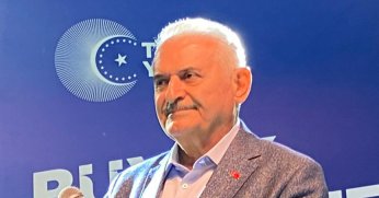 YILDIRIM DEPREMZEDELERE HAKARET EDEN MUHALEFETE YÜKLENDİ