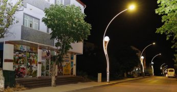 Barbaros Mahallesi’ne dekoratif aydınlatmalar