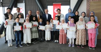 İlim Yayma Cemiyeti'nde Mezuniyet Coşkusu