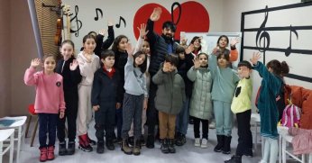 “Köy Çocuk” projesinde çocuklar müzikle büyüyor