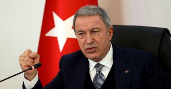 Bakan Akar'dan muhalefete hodri meydan: Kendine güvenen yasa dışı geçişi denesin!