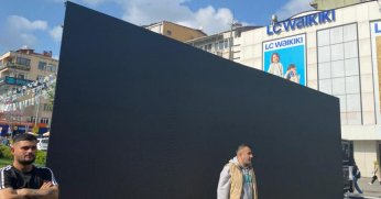 CHP EKRANI KALDIRMIYOR!