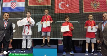 Körfezli Hilmi Metehan Balkan üçüncüsü oldu.