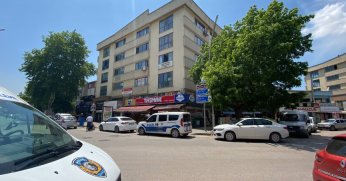 4. kattan düştü, yaralı kurtuldu