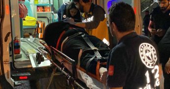 Motosiklet otomobile çarptı: 1 yaralı