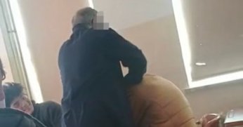 Sınıfta öğrencisini darp eden öğretmen: 