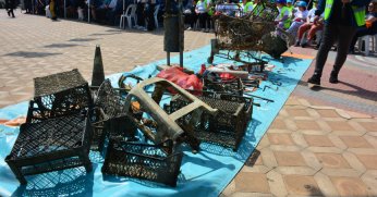 İzmit Körfezi'nden 9 günde 5 ton atık çıkartıldı