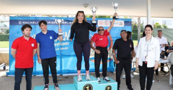 Para Yelken’de kupalar sahiplerini buldu