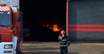 Kocaeli'de fabrika yangını