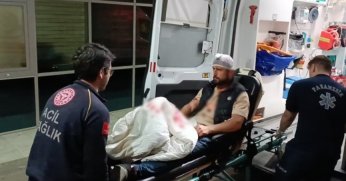 Kavga büyüdü, kafasında ve elinde kesiklerle hastaneye kaldırıldı